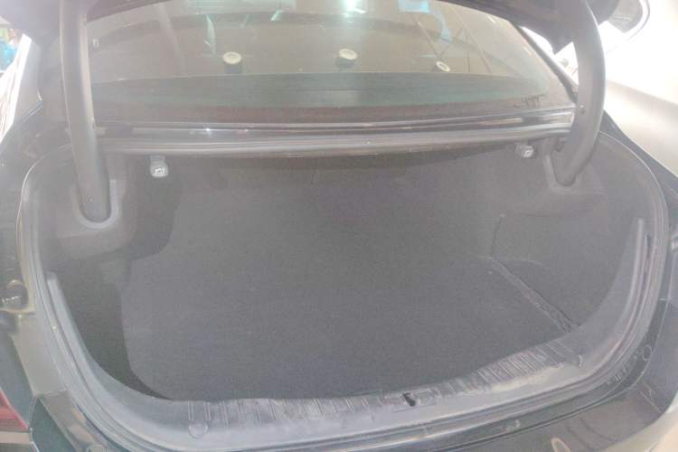 Used Hongqi H5 2022 Classic Model 1.5T DCT Flagship Edition
