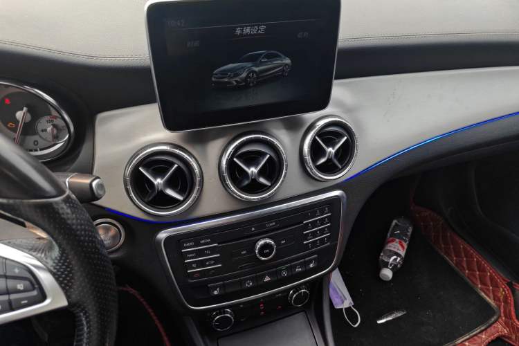 Used Mercedes-Benz CLA 2014 CLA 260 4MATIC Audio And AC Panel