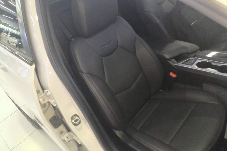 Used Cadillac CT4 2023 25T Luxury Model
