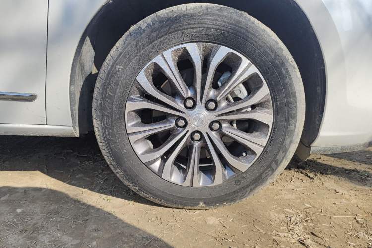 Used Buick GL8 2020 Land Business Class 652T Luxury Model
