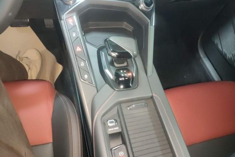 Used Lynk & Co 06 2020 1.5T JinPro model