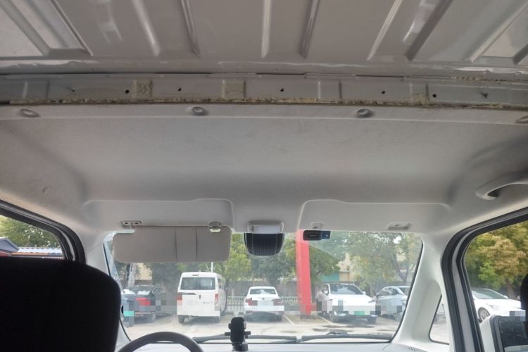 Used Foton Scenic i7 2025 Professional Logistics Short Wheelbase Front-Wheel Drive CATL 41.86 kWh Zhiyuan Version Flat Roof Single Tire 2 Seats Headliner