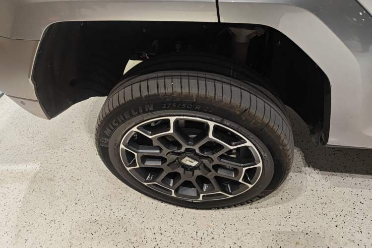 Used Tank 700 New Energy 2024 Hi4-T Extreme Edition Right Rear Wheel Hub