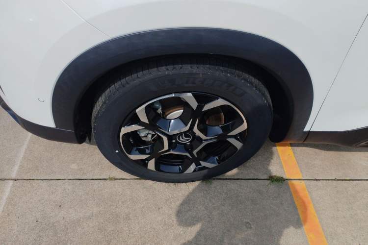 Used Citroen C5 AIRCROSS 2022 Peugeot 400THP Allure BEYOND Edition Exterior 4