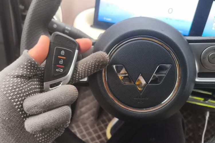 Used Wuling Bingo 2023 333 km Lingxi Connected Version
