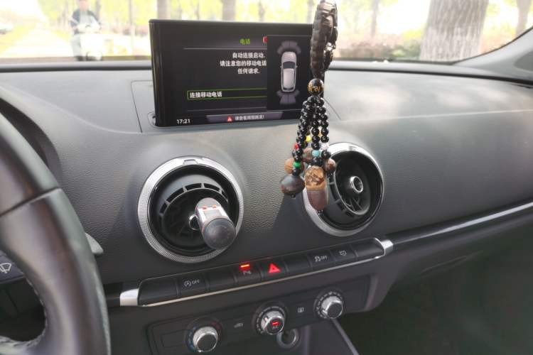 Used Audi A3 2019 Sportback 35 TFSI Sporty Version National V Audio And AC Panel