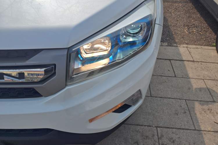 Used CHANGAN CS75 2016 2.0L Manual Comfort Version China V Standard