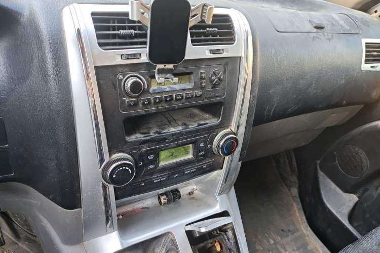 Used Foton Scenic G5 2021 2.4L Gasoline Commercial Version 6-Seater Multi-Purpose Passenger Vehicle 4K22D4M