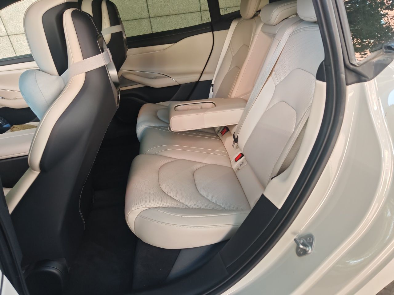 Xiaomi Auto SU7 2024 Four-Wheel Drive Ultra-Long Range Advanced Intelligent Driving Max Edition — снимка 14