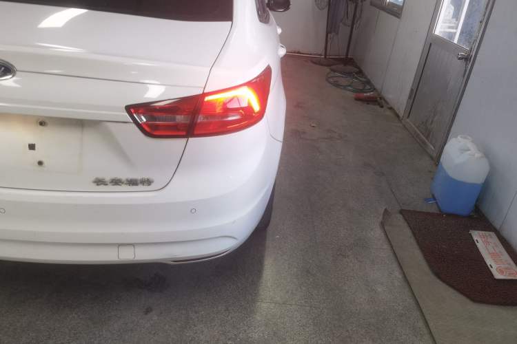 Used Ford Escort 2015 1.5L Manual Comfort Model