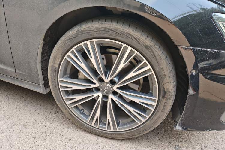 Used Audi A6L 2019 45 TFSI quattro Prestige Dynamic Edition Right Front Wheel Hub