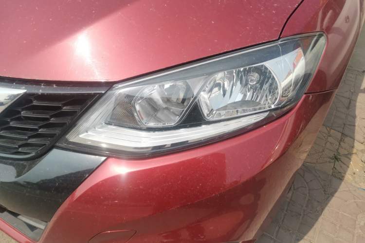 Used Nissan Tiida 2021 1.6L CVT Cool Edition
