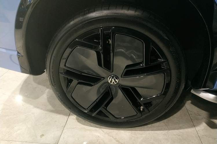 Used Volkswagen Tiguan L 2024 PRO 380TSI Four-Wheel Drive R-Line Prestige Edition
