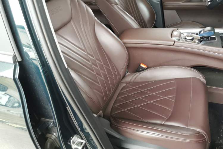 Used Chery Tiggo 8 PRO New Energy 2023 Champion Edition 1.5T 100km King's Version
