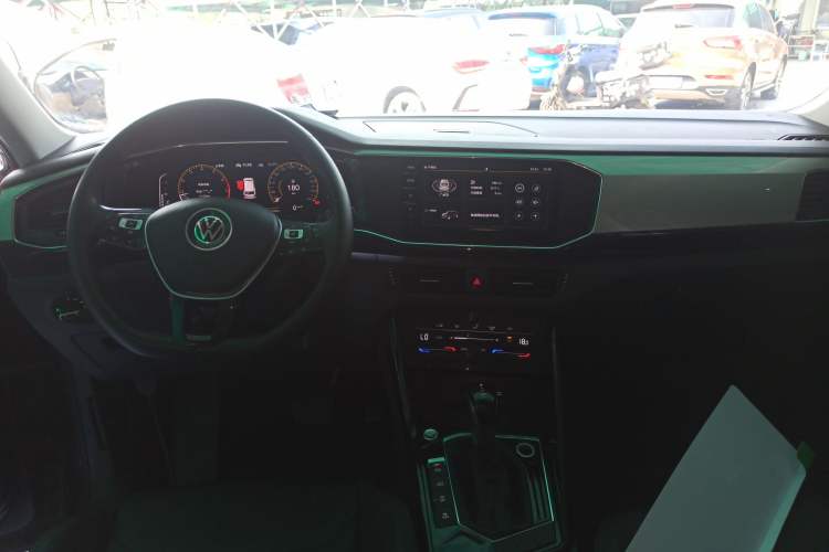 Used Volkswagen Tayron 2021 330TSI Two-Wheel-Drive 3rd Anniversary Limited Edition
