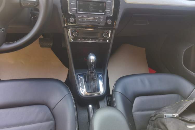 Used Volkswagen Jetta 2015 1.6L Automatic Luxury Model