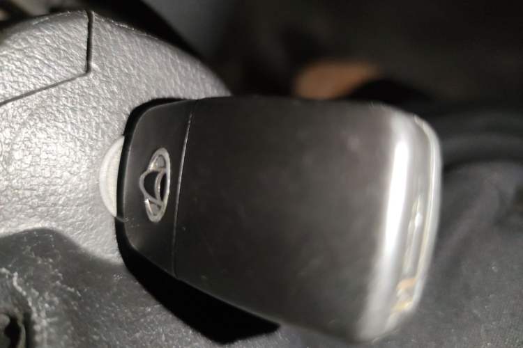 Used CHANGAN KAICHENG Ruixing M70 2019 1.5L Comfort Version 6-Seater China VI Standard Flat Roof Liftback Doors – DAM15KL
