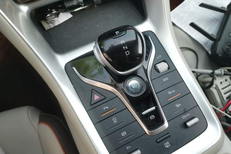 Used BYD Song Pro New Energy 2022 DM-i 51km Luxury Model Gear Lever