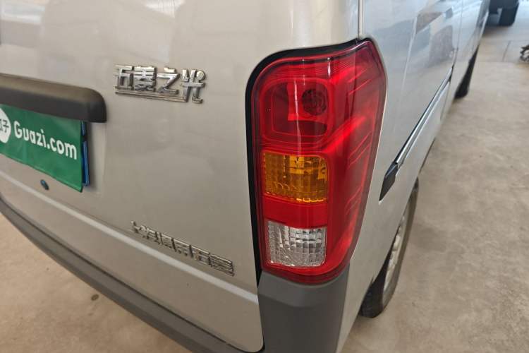 Used Wuling Zhiguang 2023 1.5L Practical Version 5/7 Seats