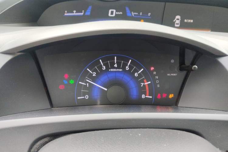 Used Honda Civic 2012 1.8L automatic luxury edition
