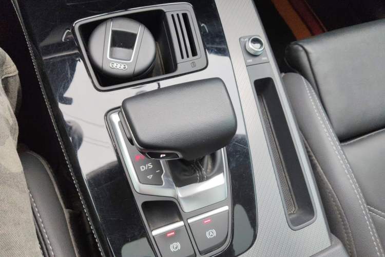 Used Audi Q5L 2022 Updated 40T Luxury Dynamic Edition