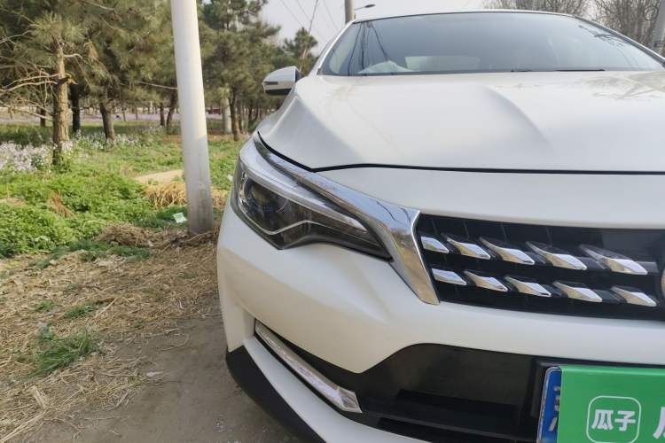 Used Venucia D60 2018 1.6L CVT Smart Connect Elite Edition
