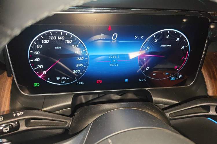 Used Mercedes-Benz GLC 2023 GLC 300 L 4MATIC Dynamic Edition 5-seater
