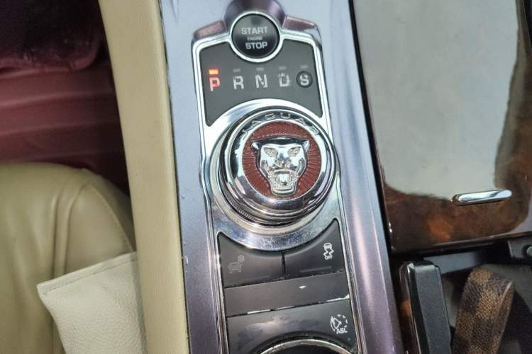 Used Jaguar XF 2014 XF 2.0T Luxury Edition