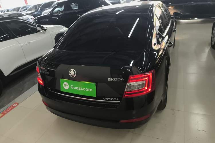 Used Skoda Octavia 2015 1.4TSI DSG Yijun Edition
