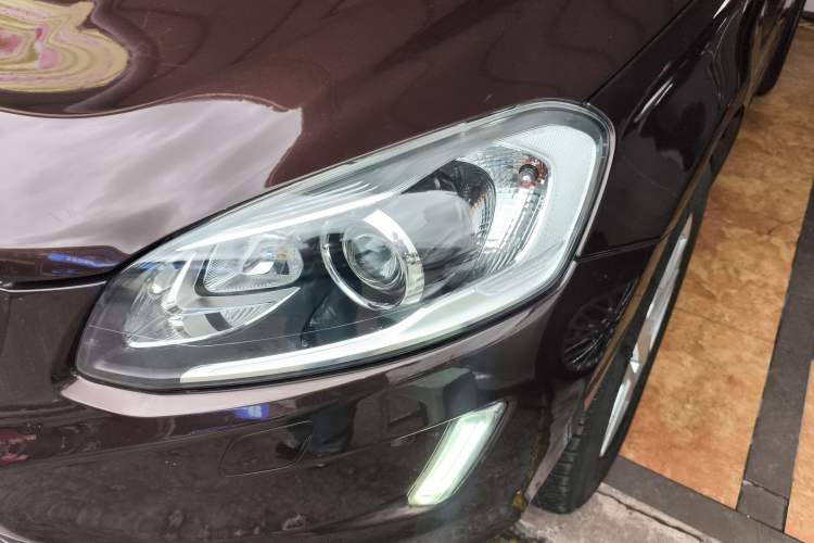 Used Volvo XC60 2017 T5 AWD Smart Upgrade Model