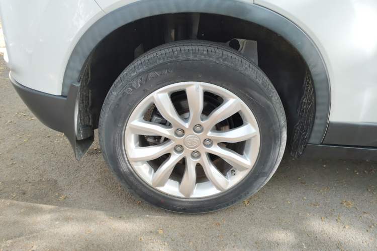 Used Bestune X40 2019 1.6L Automatic Luxury Edition China VI Right Rear Wheel Hub