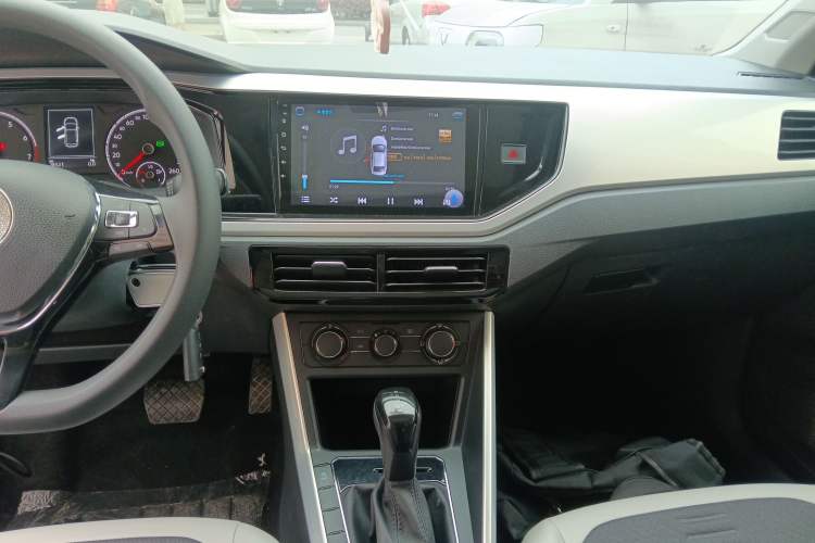 Used Volkswagen Polo 2019 Plus 1.5L Automatic Colorful Technology Edition Audio And AC Panel