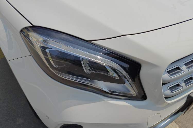 Used Mercedes-Benz GLA 2018 GLA 200 Fashion Model Exterior 6