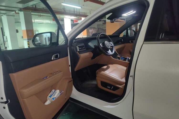 Used Li Auto ONE 2021 Extended-Range 6-Seater Version Interior 3