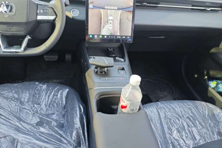 Used Changan Eado 2025 Blue Whale 1.5T 500Bar Prestige Model