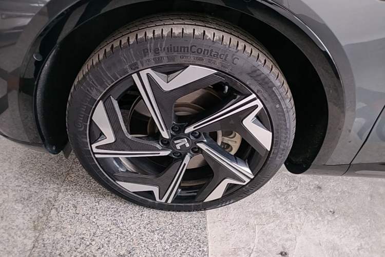 Used Rising R7 2024 Advanced Edition
