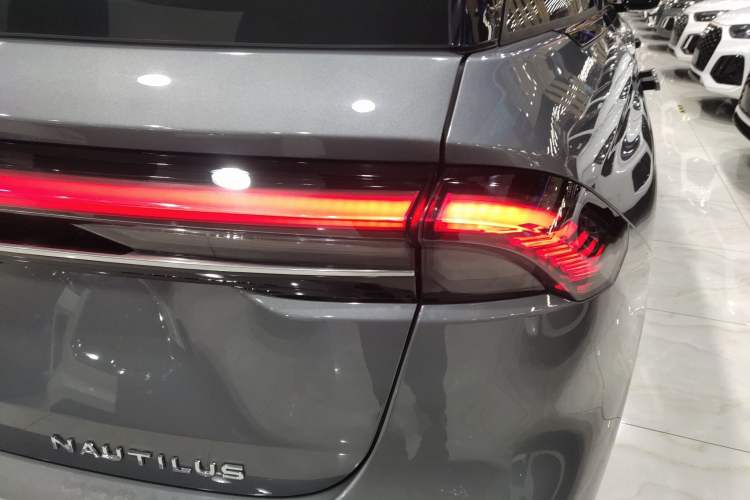 Used Lincoln Nautilus 2023 2.0T Four-Wheel Drive Luxury Edition
