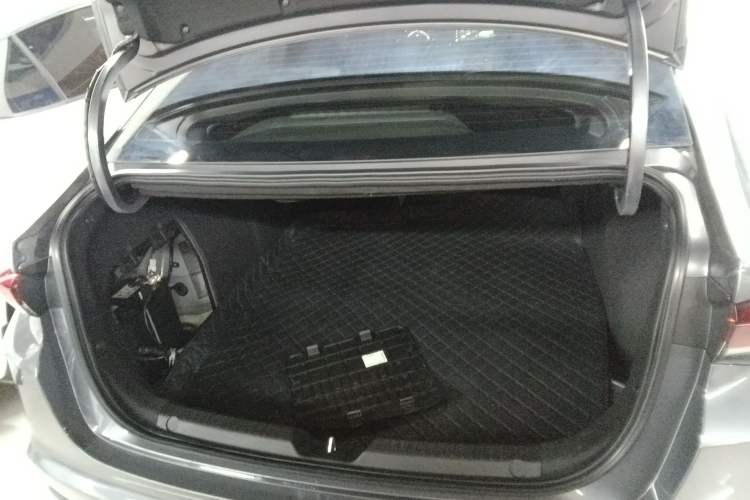 Used GAC Trumpchi EMPOW 2023 Shadow Leopard H High-Energy Hybrid Edition Trunk