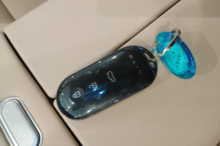 Used Hima AITO M5 2025 Extended-Range Ultra All-Wheel-Drive Version
