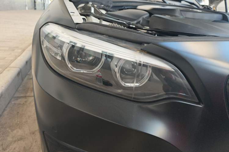 Used BMW 2 Series 2019 225i Convertible Coupe Sports Design Package Right Front Headlight