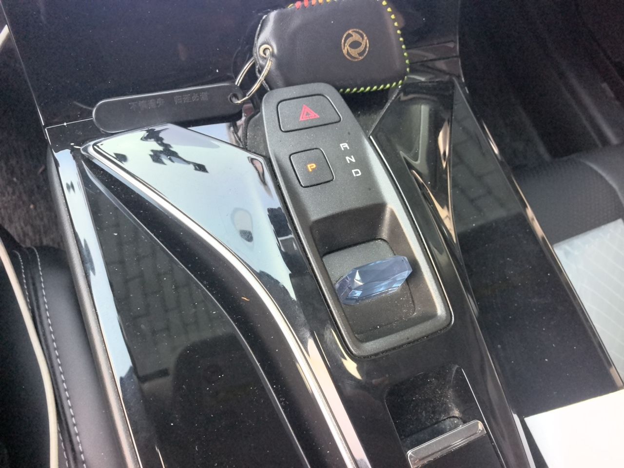 Dongfeng Aeolus Mage 2023 DH-i 1.5T Luxury Edition — снимка 11