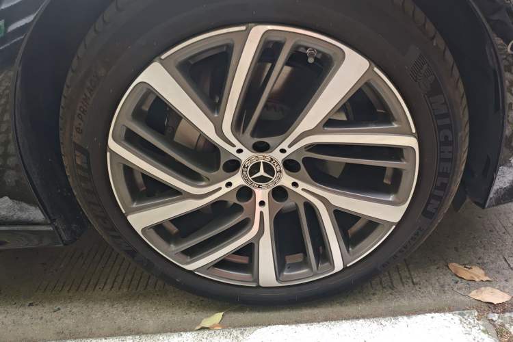 Used Mercedes-Benz E-Class 2025 E 300 L Stylish Model