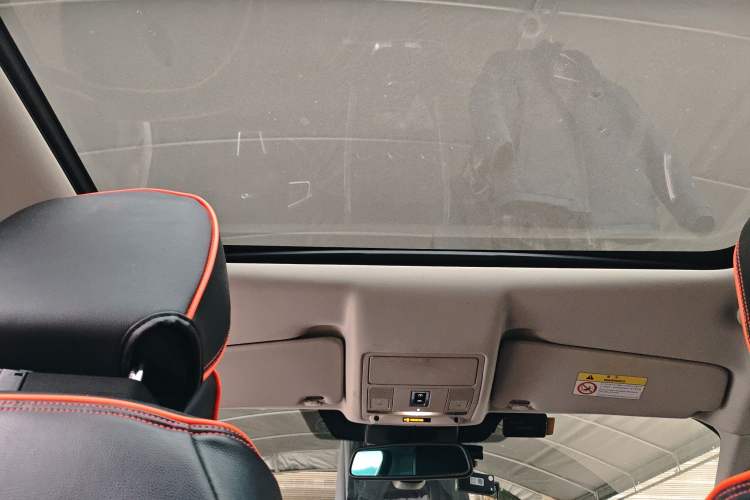 Used Land Rover Discovery Sport 2019 240 PS SE Version China V Standard