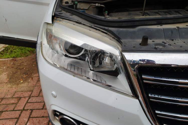 Used Haval H6  Right Front Headlight