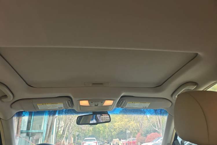 Used Infiniti G Series 2010 G25 Sedan Luxury Sport Edition Headliner