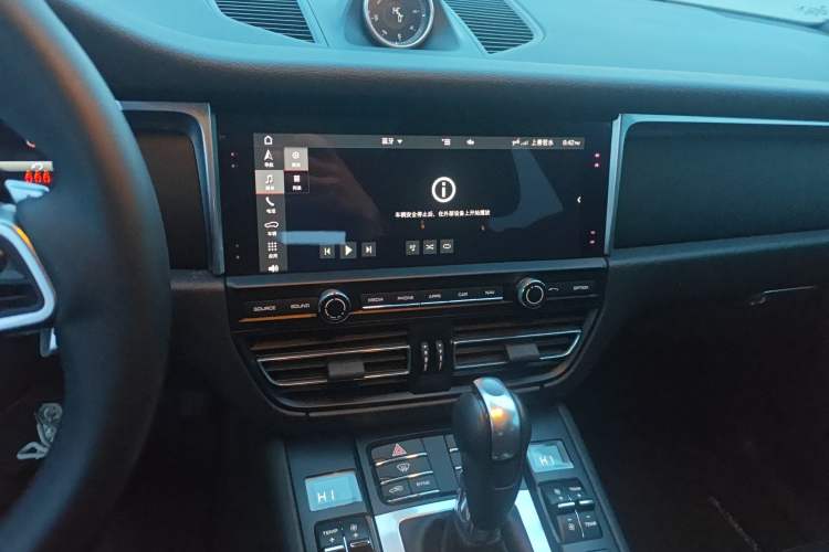 Used Porsche Macan 2021 Macan 2.0T
