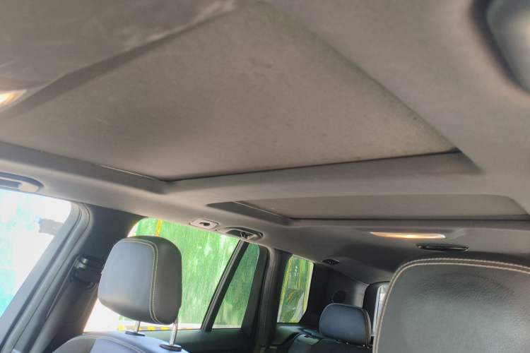 Used Mercedes-Benz GLK-Class 2015 GLK 260 4MATIC Dynamic Edition Ultimate Version Headliner