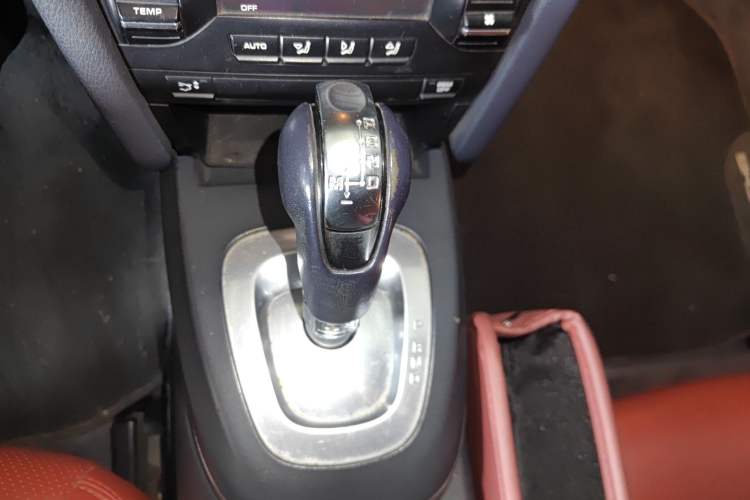 Used Porsche Boxster 2009 Boxster 2.9L
