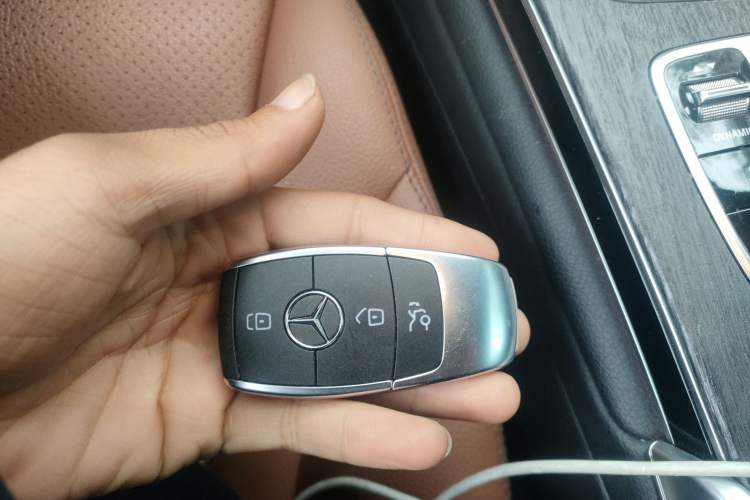 Used Mercedes-Benz GLC Coupe 2022 Refreshed GLC 300 4MATIC Coupe SUV
