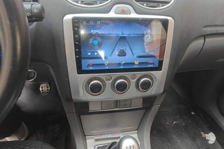 Used Ford Focus 2013 Hatchback Classic 1.8L Manual Base Model Audio And AC Panel